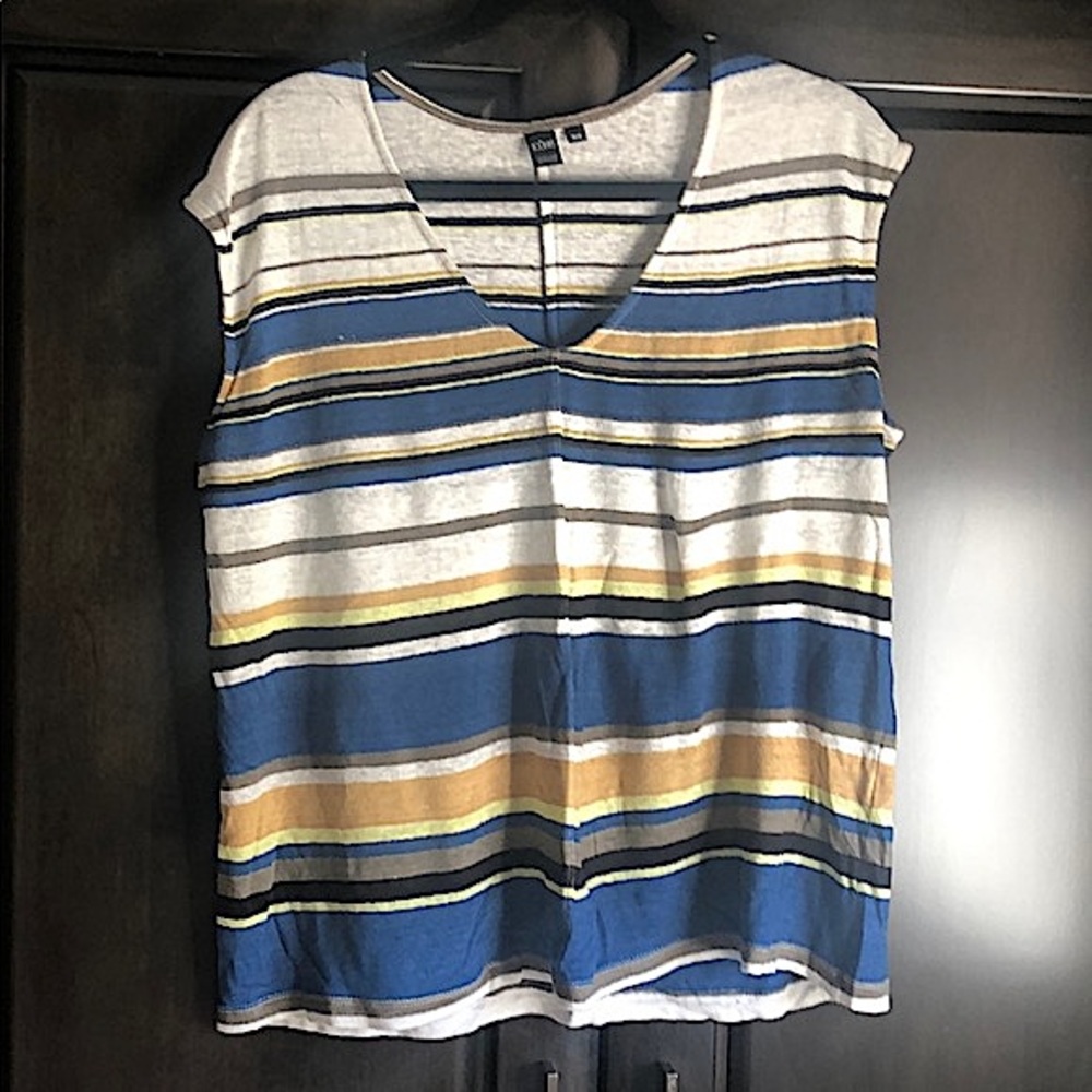 Linen boxy striped tee shirt, loose fit,breathable and cozy.
